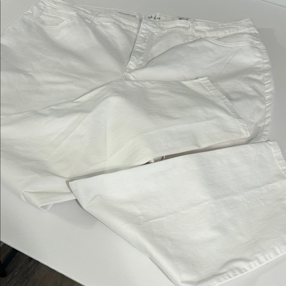 Style & Co. Women's Straight Leg Jeans - White - Picture 5 of 5
